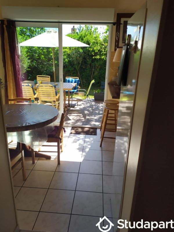 Chambre - 100 m² - 1 pièce