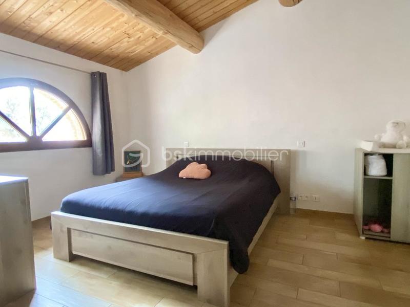 Demeure - 272 m² - 10 pièces