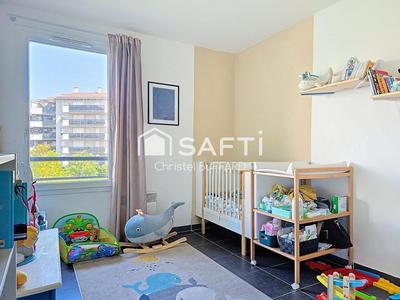 Appartement - 65 m² - 3 pièces