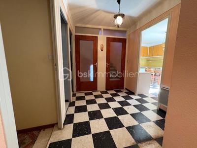 Maison de village - 86 m² - 6 pièces