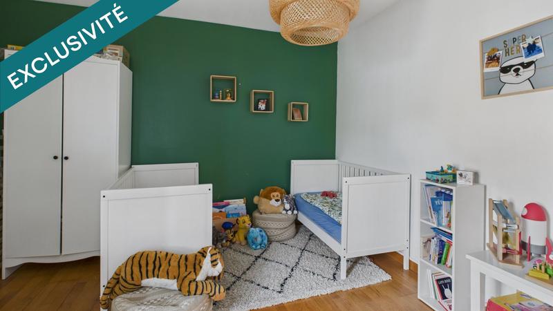 Maison - 240 m² - 6 pièces