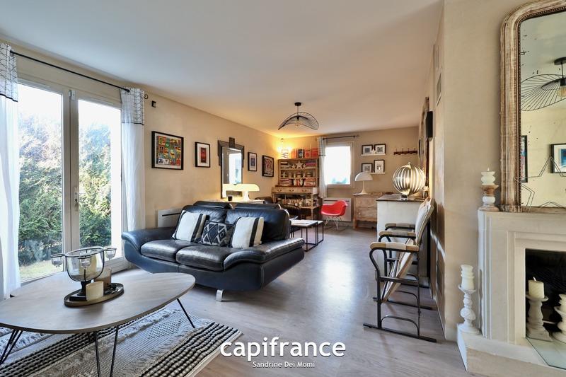 Maison - 157 m² - 8 pièces