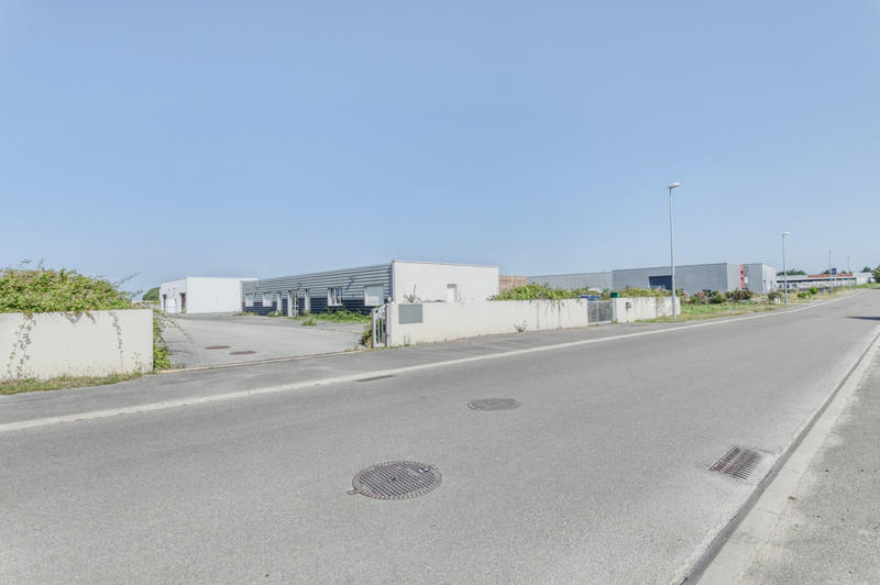 Local commercial - 460 m² - 2 pièces