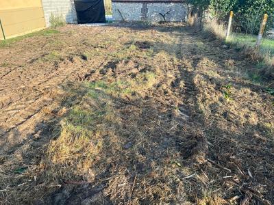 Terrain constructible - 303 m²