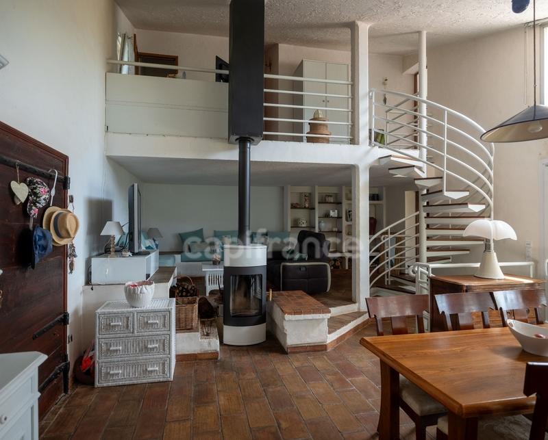 Maison - 157 m² - 7 pièces