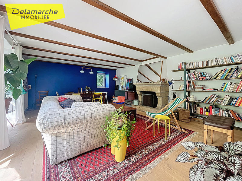 Maison - 243 m² - 10 pièces