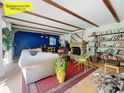 Maison - 243 m² - 10 pièces