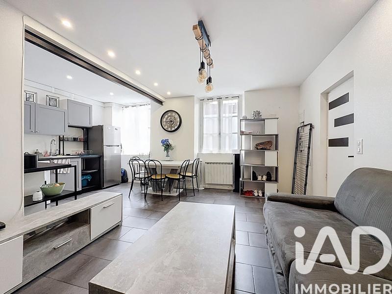 Studio - 25 m² - 1 pièce