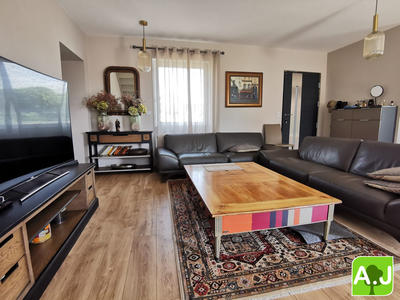 Maison contemporaine - 92 m² - 4 pièces