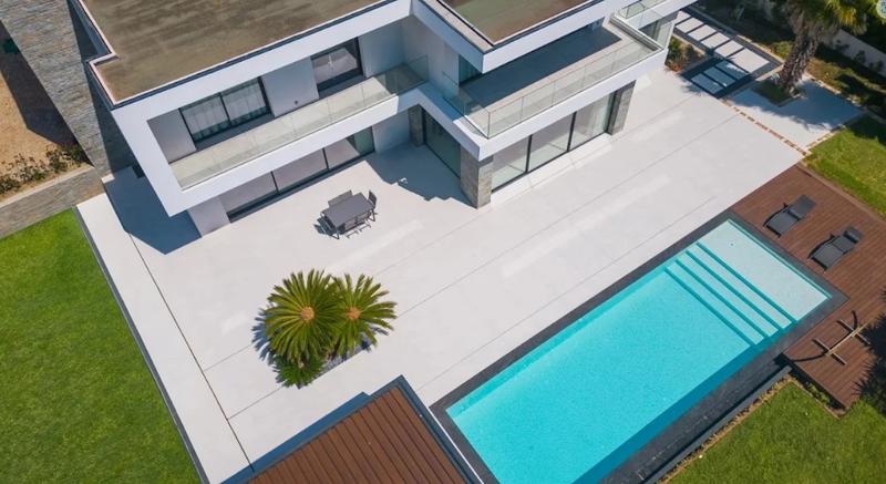 Villa - 350 m² - 7 pièces