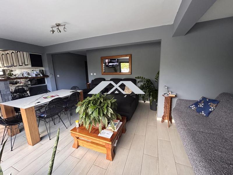 Maison - 168 m² - 10 pièces