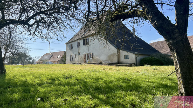 Maison - 264 m² - 9 pièces