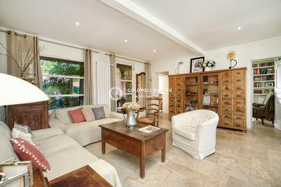 Villa - 400 m² - 12 pièces