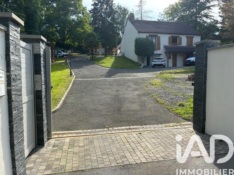 Maison - 137 m² - 5 pièces