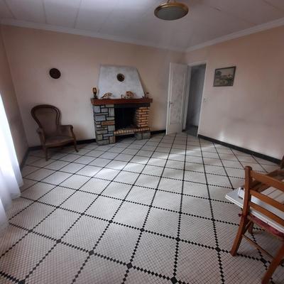 Maison - 81 m² - 4 pièces