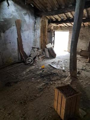 Maison en pierre - 90 m² - 4 pièces