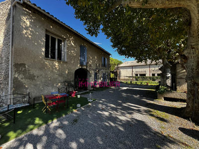 Mas - 187 m² - 8 pièces