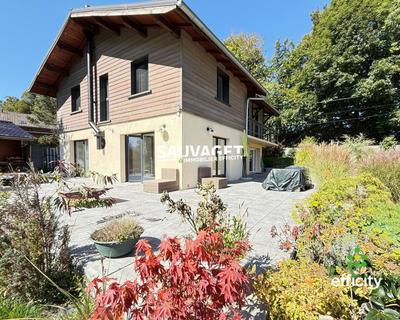 Maison - 143 m² - 5 pièces