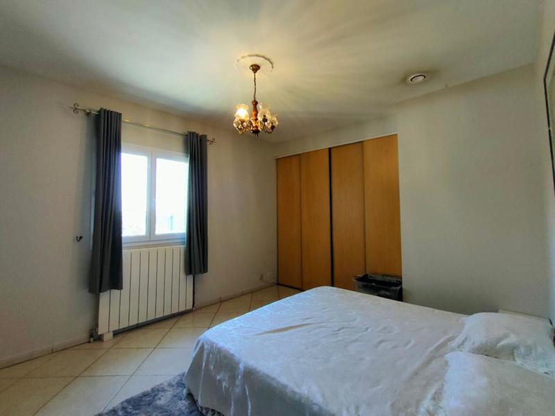 Maison - 170 m² - 7 pièces