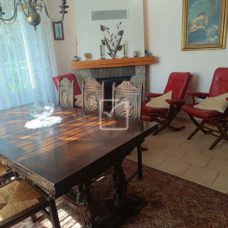 Maison - 100 m² - 6 pièces