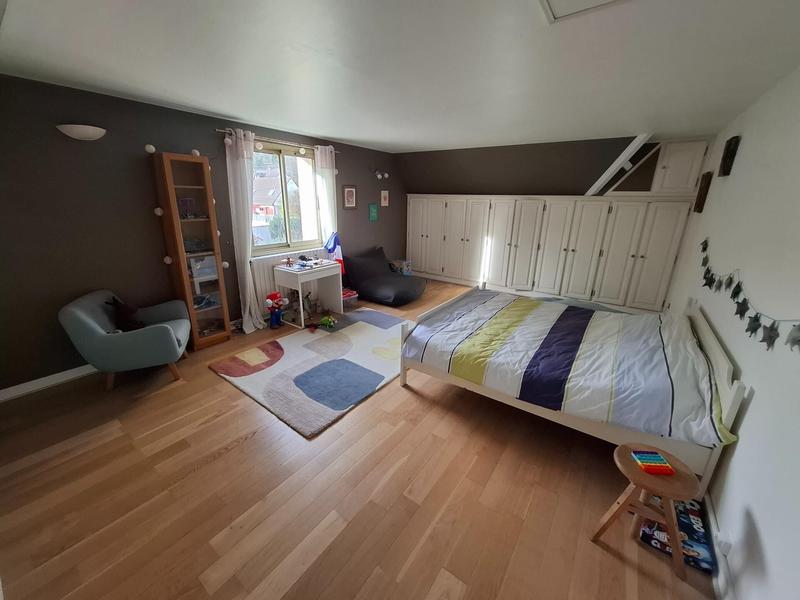 Villa - 203 m² - 6 pièces