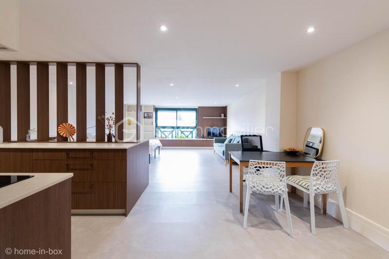 Studio - 55 m² - 1 pièce