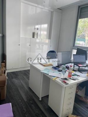 Bureau - 405 m²