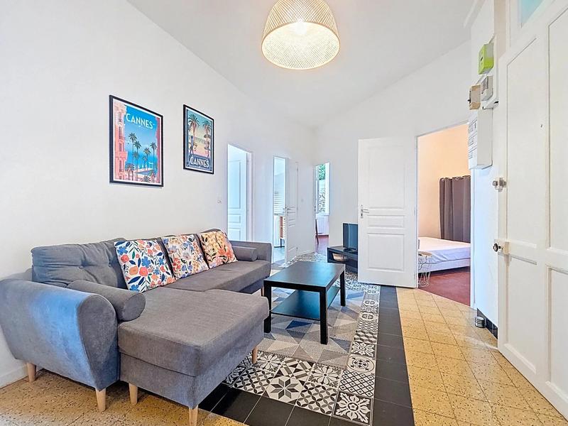 Appartement - 77 m² - 4 pièces