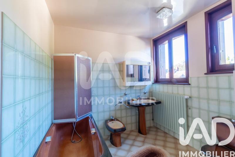 Maison - 178 m² - 7 pièces