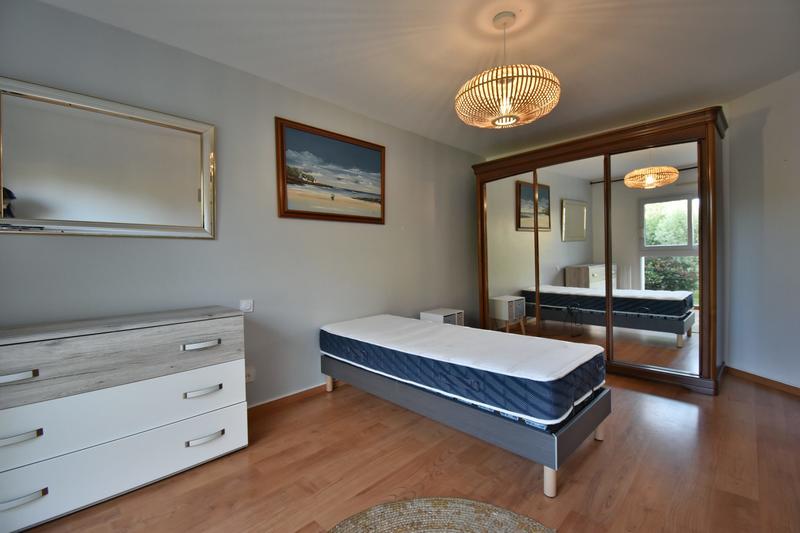 Maison contemporaine - 171 m² - 8 pièces