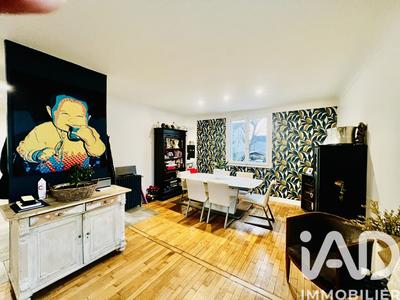 Maison - 141 m² - 6 pièces