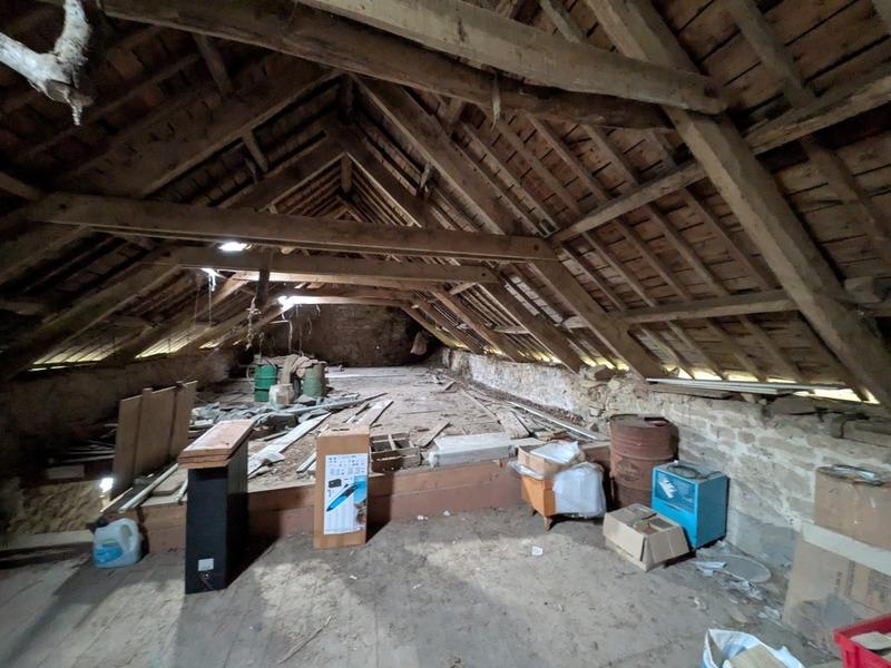 Maison - 90 m² - 3 pièces