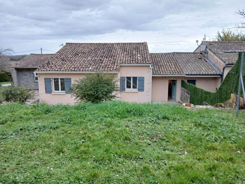 Maison - 87 m² - 5 pièces
