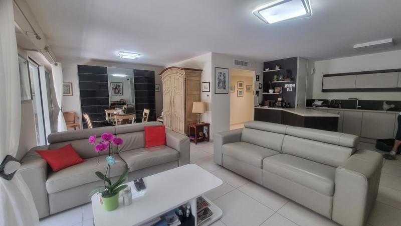 Appartement - 76 m² - 3 pièces