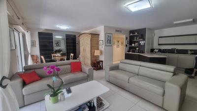 Appartement - 76 m² - 3 pièces