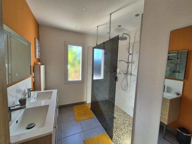 Maison - 117 m² - 4 pièces