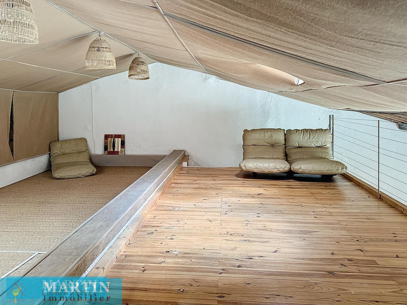 Maison - 246 m² - 8 pièces