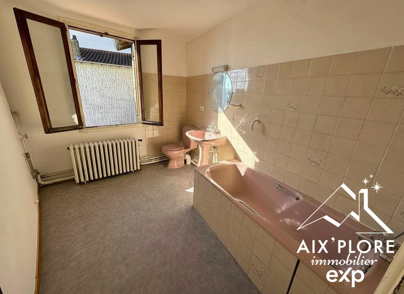 Maison - 140 m² - 6 pièces