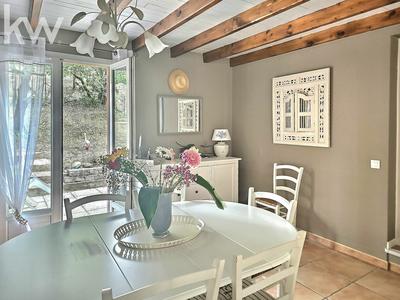 Villa - 218 m² - 7 pièces