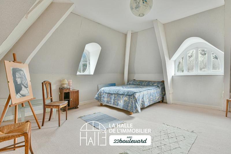 Château - 267 m² - 10 pièces