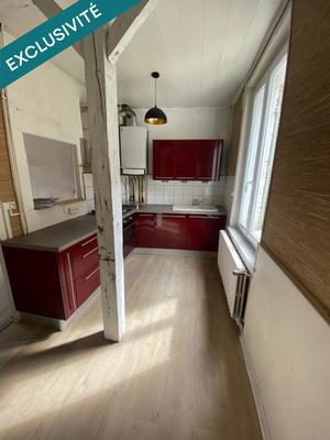 Maison - 95 m² - 5 pièces