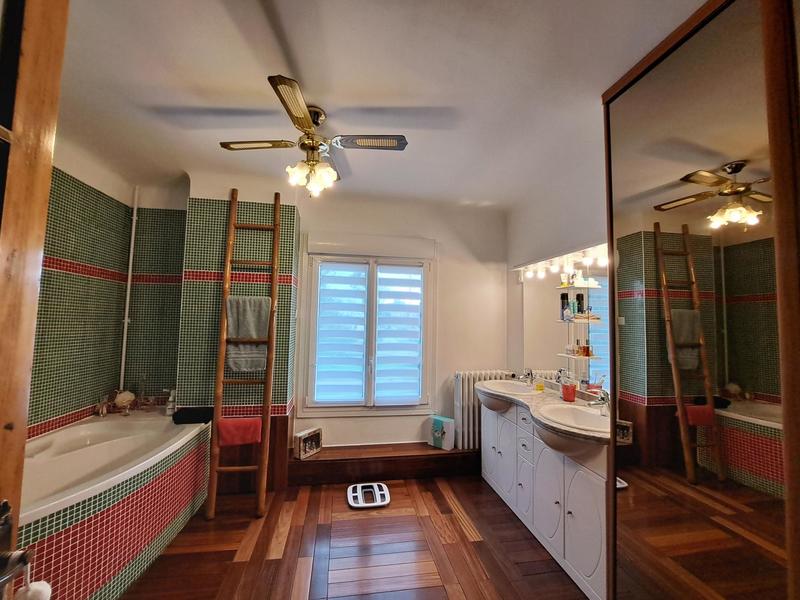 Maison de ville - 140 m² - 5 pièces