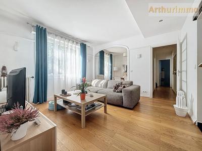 Maison - 128 m² - 7 pièces