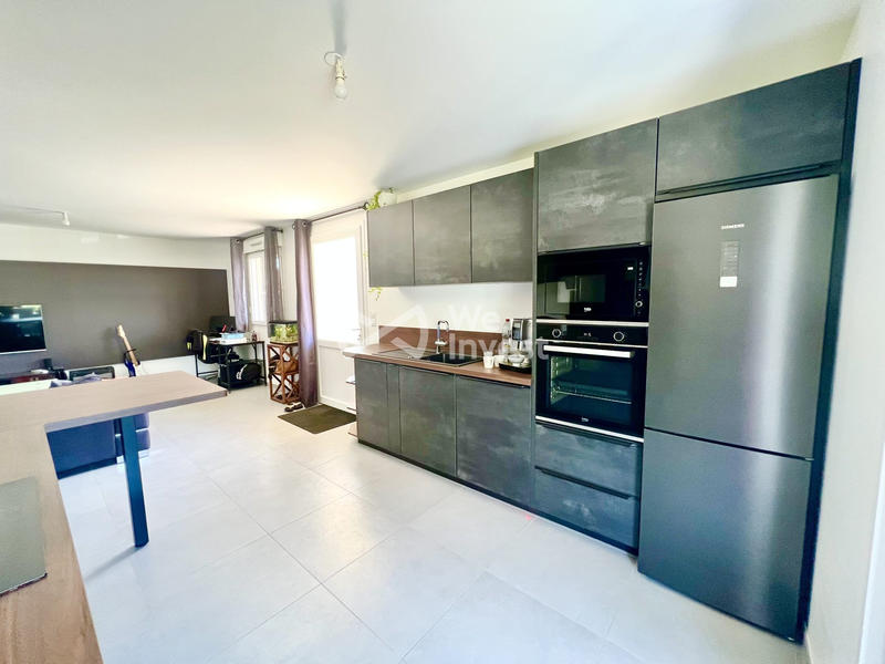 Appartement - 79 m² - 3 pièces