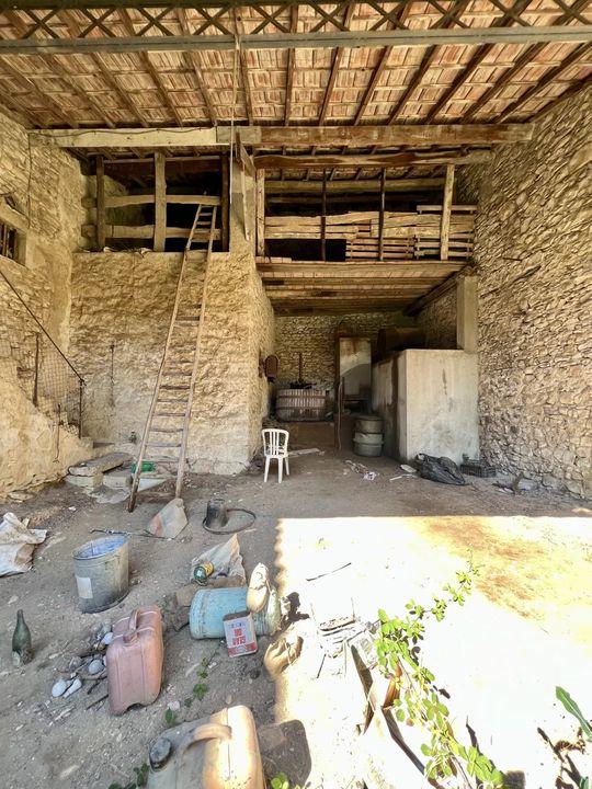 Maison - 315 m² - 15 pièces