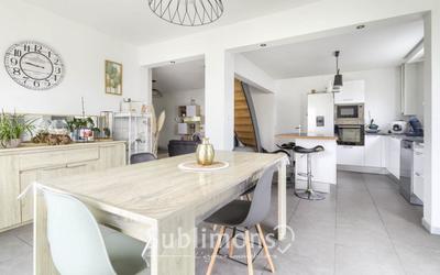 Maison - 108 m² - 5 pièces