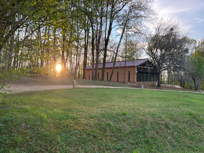 Maison ancienne - 682 m² - 17 pièces