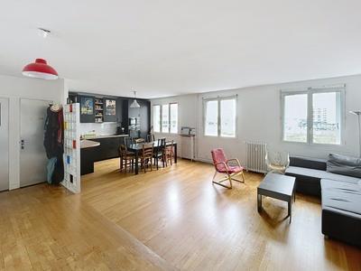 Appartement - 97 m² - 5 pièces