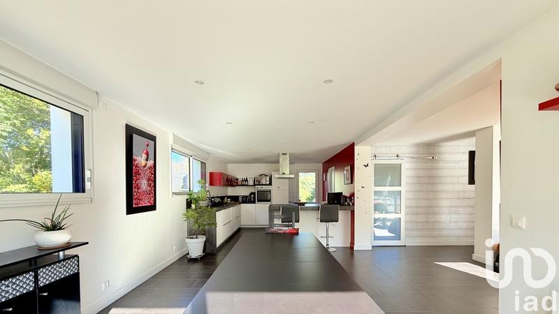 Maison - 159 m² - 7 pièces