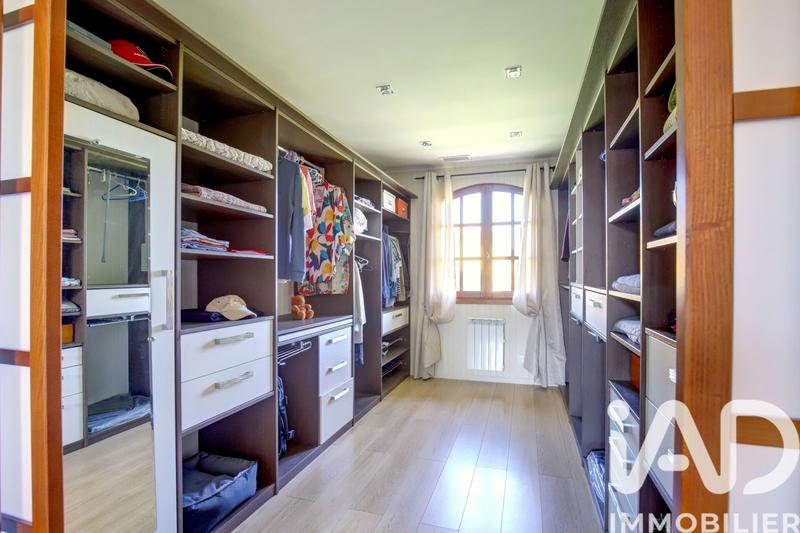 Maison - 96 m² - 5 pièces